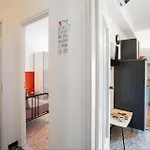 1 Bedroom Lovely In *