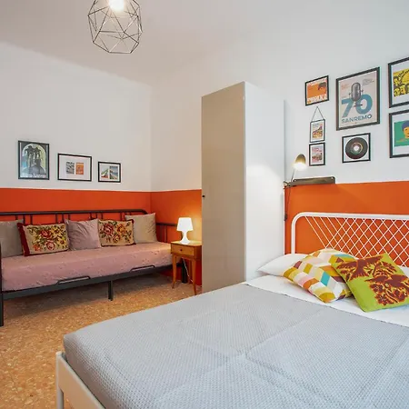 1 Bedroom Lovely In Sanremo