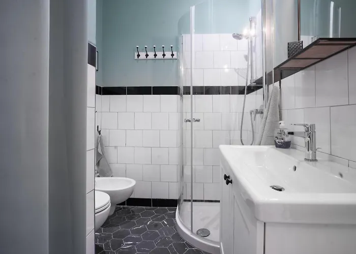 1 Bedroom Lovely In Sanremo